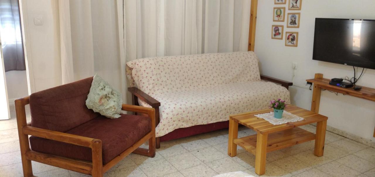 Jordan Valley One Room Apartment Menaẖemya エクステリア 写真